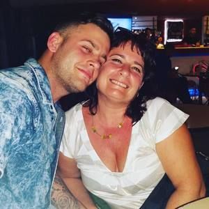 Meet your Posher, Jose ernesto